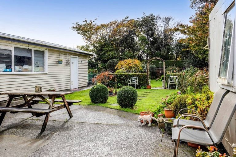 Photo of property in 50 Reid Avenue, Hawera, 4610