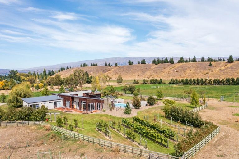 Photo of property in 80 Waikerikeri Vly Road, Springvale, Alexandra, 9391