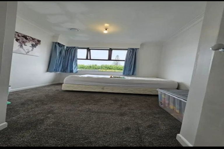 Photo of property in 18b Frank Hewitt Street, Pukekohe, 2120