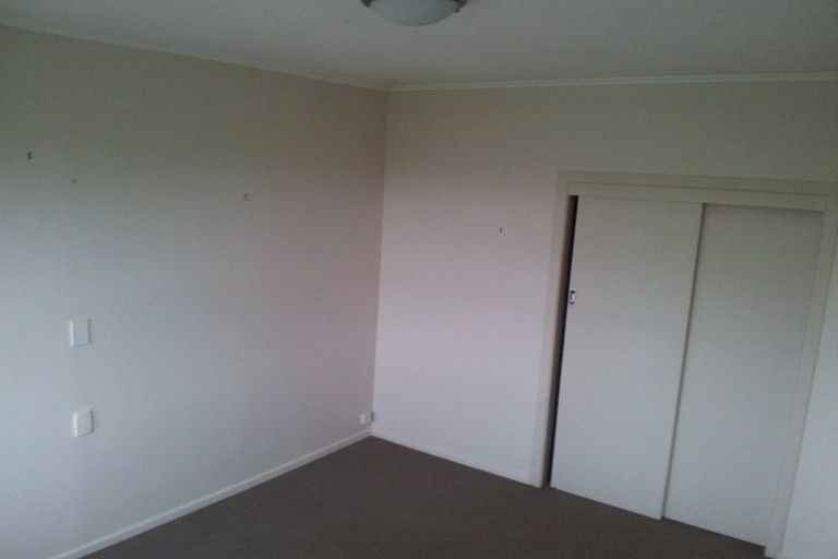 Photo of property in 7 Kia Ora Road, Beach Haven, Auckland, 0626