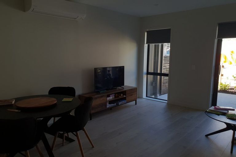 Photo of property in 12 Mcgibbon Lane, Jacks Point, 9371