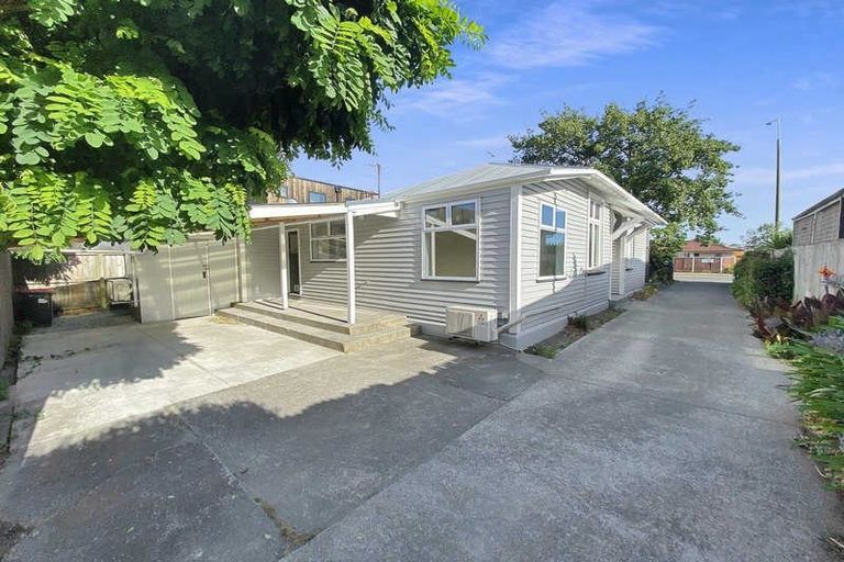 Photo of property in 16 Edgeware Road, St Albans, Christchurch, 8014