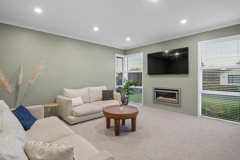 Photo of property in 12 Nelson Lane, Omokoroa, 3114