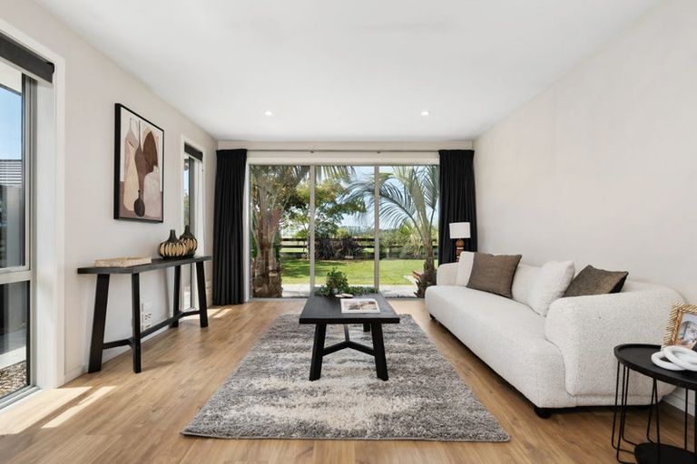 Photo of property in 40 Brockelbank Drive, Kaiapoi, 7630