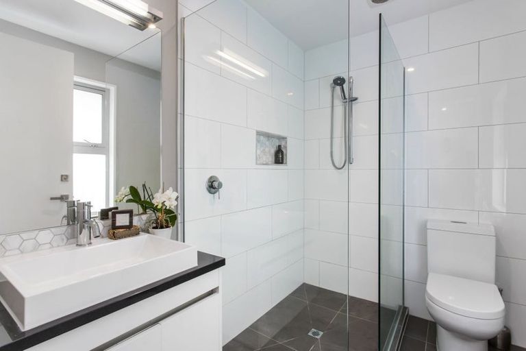 Photo of property in 19 Chepstow Avenue, Fendalton, Christchurch, 8052