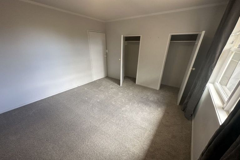 Photo of property in 57 Waitaki Street, Henderson, Auckland, 0612