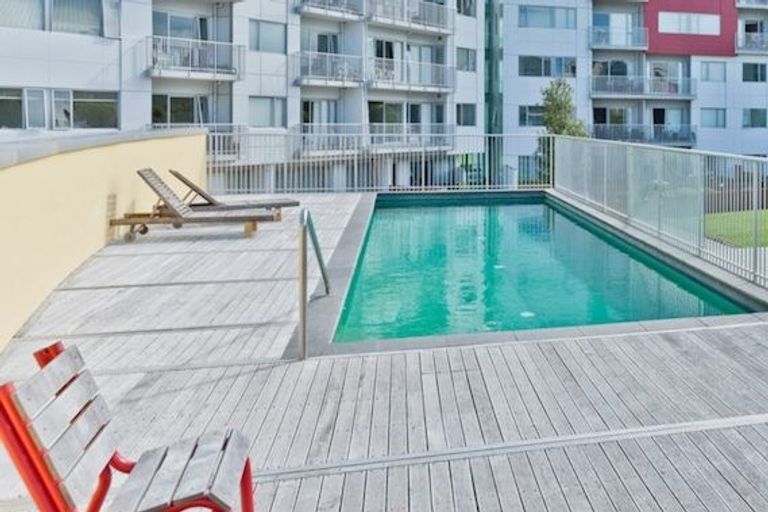 Photo of property in Shoal Haven Apartments, 112a/130 Anzac Street, Takapuna, Auckland, 0622