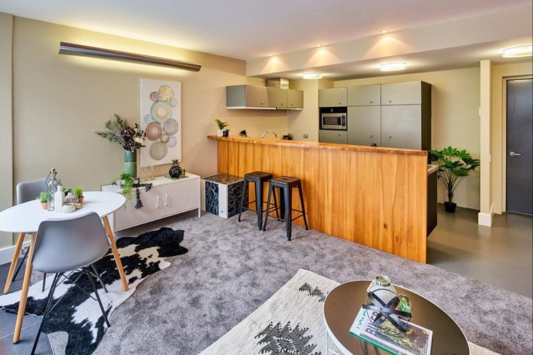 Photo of property in St Pauls Apartments, 27/43 Mulgrave Street, Thorndon, Wellington, 6011