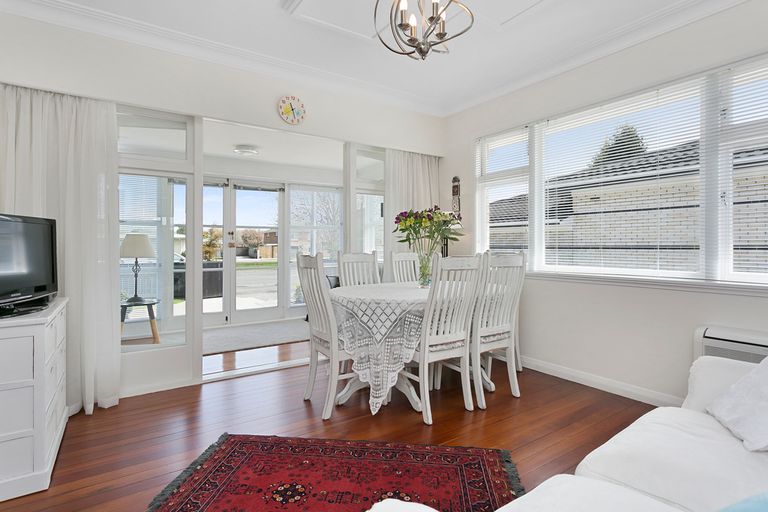 Photo of property in 168 Victoria Street, Cambridge, 3434