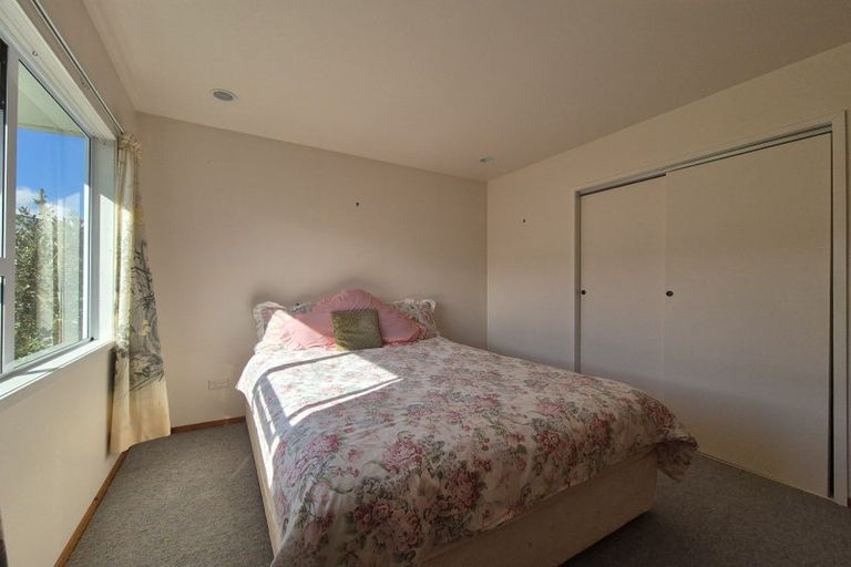 Photo of property in 36 Watt Street, Coromandel, 3506