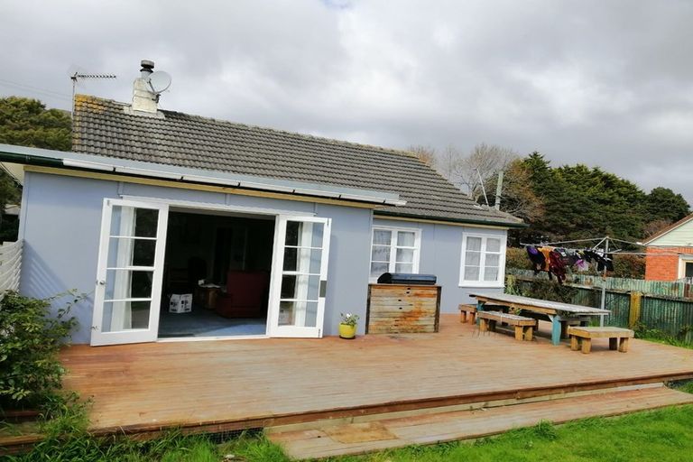 Photo of property in 1145 High Street, Taita, Lower Hutt, 5011