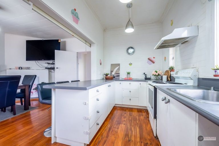 Photo of property in 114 William Street, Petone, Lower Hutt, 5012