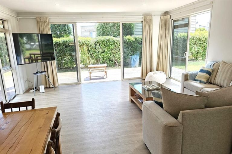 Photo of property in 110 Totara Place, Matarangi, Whitianga, 3592