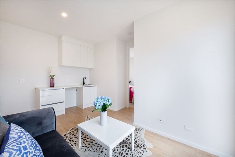 Photo of property in 76 Tir Conaill Avenue, Flat Bush, Auckland, 2019