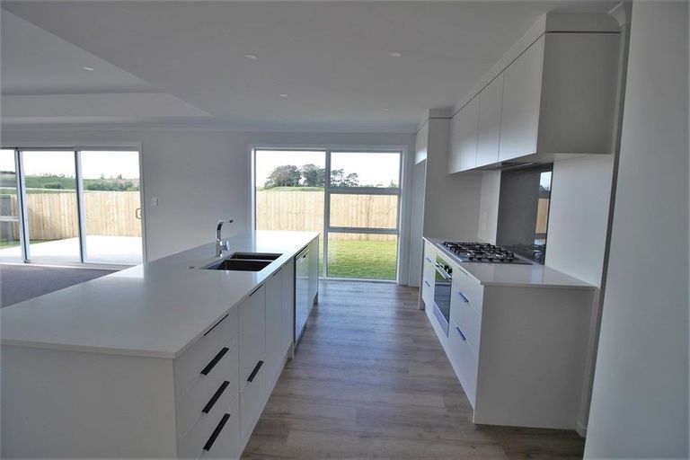 Photo of property in 10a Faber Place, Rototuna North, Hamilton, 3210