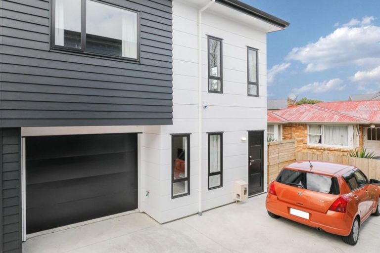 Photo of property in 3/11 Gazeley Avenue, Silverdale, Hamilton, 3216