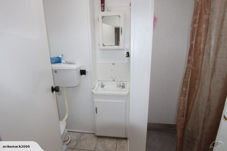 Photo of property in 5/23 Orams Road, Hillpark, Auckland, 2102