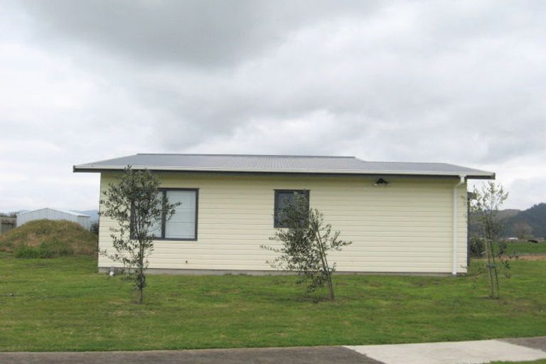Photo of property in 13 Jacaranda Drive, Whitianga, 3510