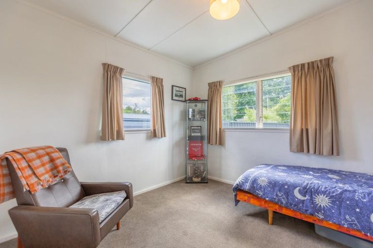 Photo of property in 50 Bibby Street, Waipawa, 4210