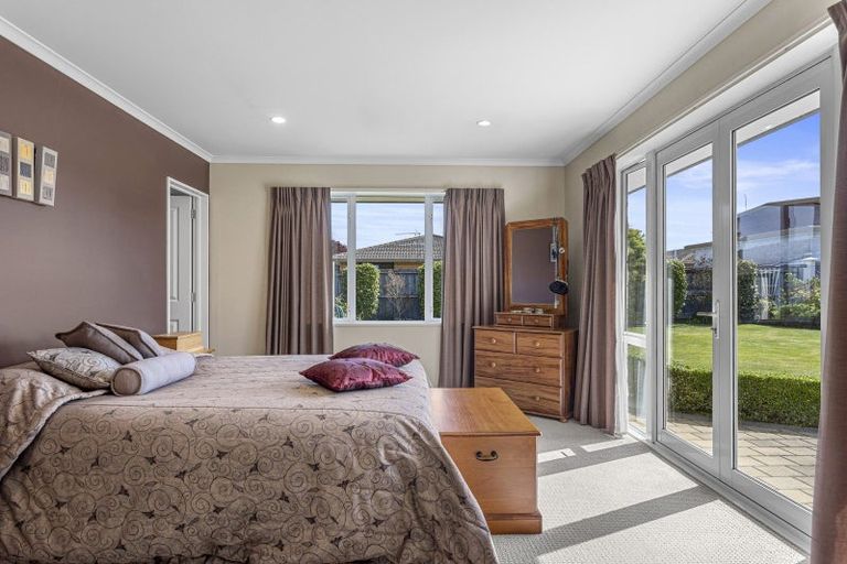 Photo of property in 2 Windsor Court, Rangiora, 7400