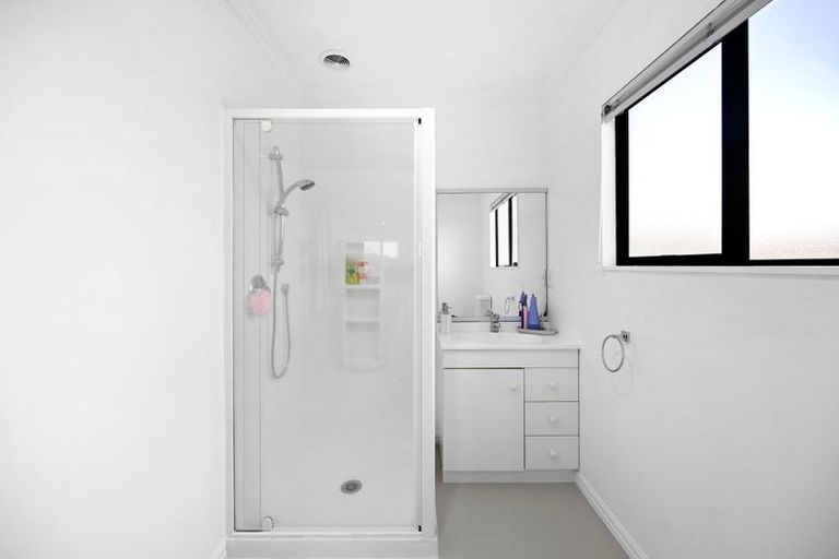 Photo of property in 21 Nielsen Gardens, Rototuna, Hamilton, 3210