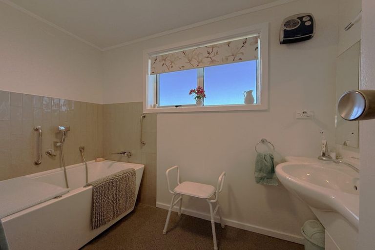 Photo of property in 8 Domigan Street, Brockville, Dunedin, 9011