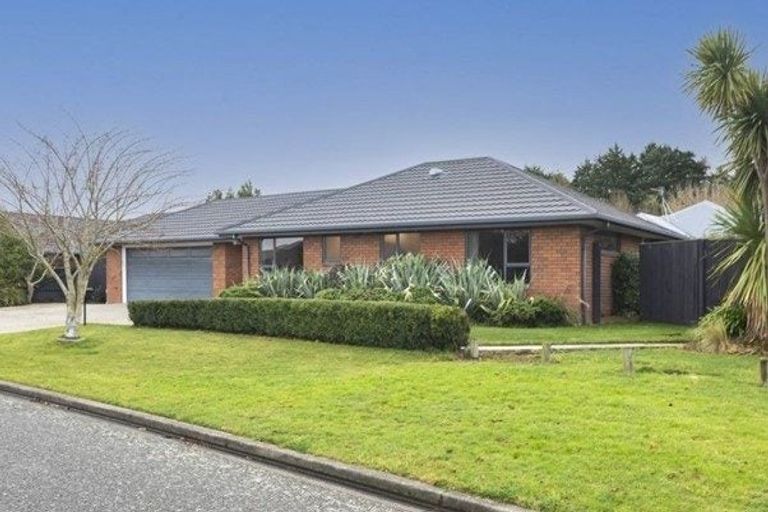 Photo of property in 58 Hewitts Road, Woodend, 7610