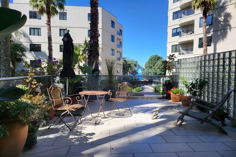 Photo of property in Mon Desir Apartments, 173 Hurstmere Road, Takapuna, Auckland, 0622