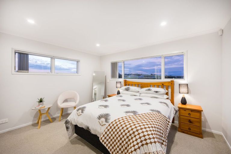 Photo of property in 29 Cavalli Road, Long Bay, Auckland, 0630