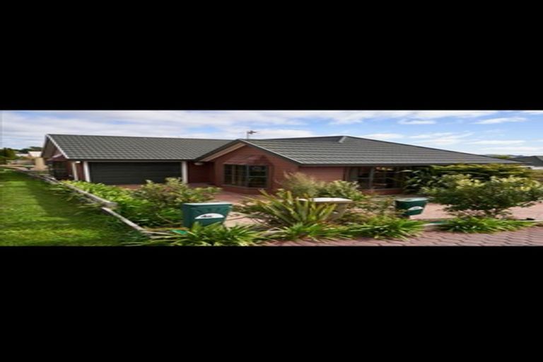 Photo of property in 6a Sunningdale Lane, Woodridge, Wellington, 6037