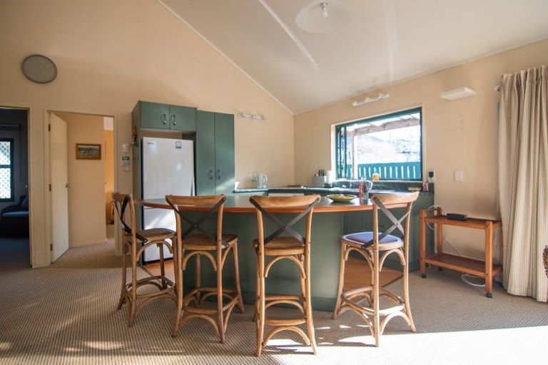 Photo of property in 5 Fabrin Street, Foxton Beach, Foxton, 4815