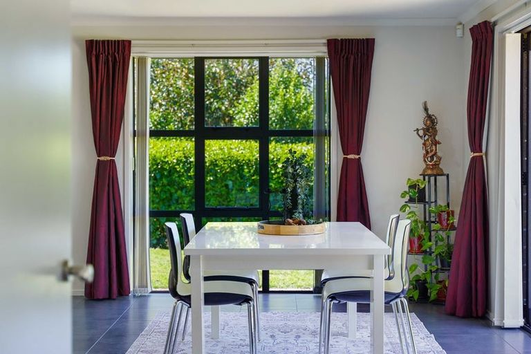 Photo of property in 9 Angus Way, Nikau Valley, Paraparaumu, 5032