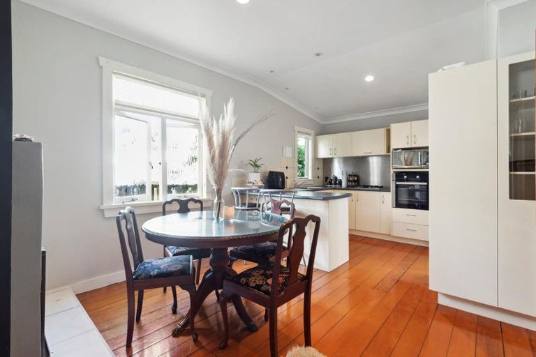 Photo of property in 140 Seddon Street, Pukekohe, 2120