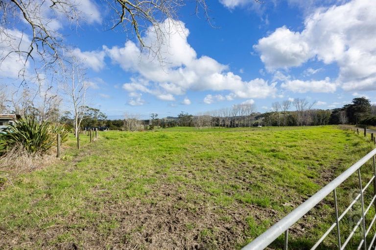 Photo of property in 836 Old North Road, Waimauku, 0882