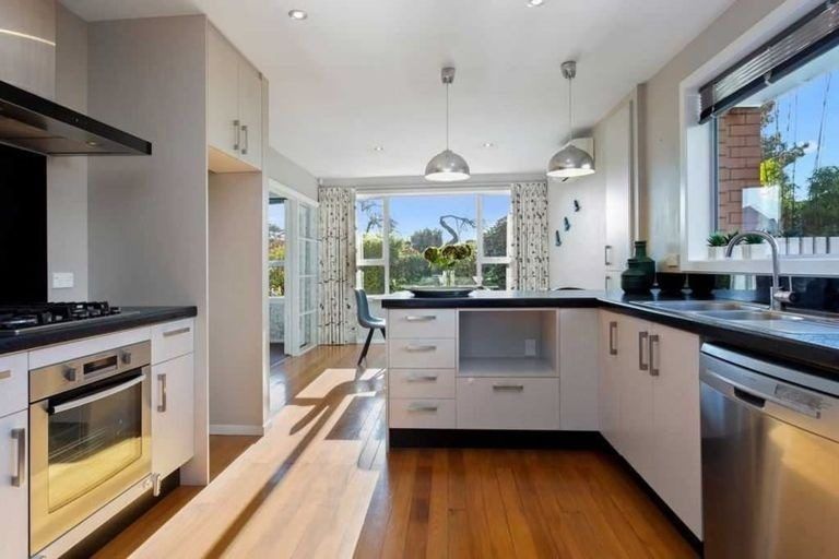 Photo of property in 5 Skye Place, Burnside, Christchurch, 8053