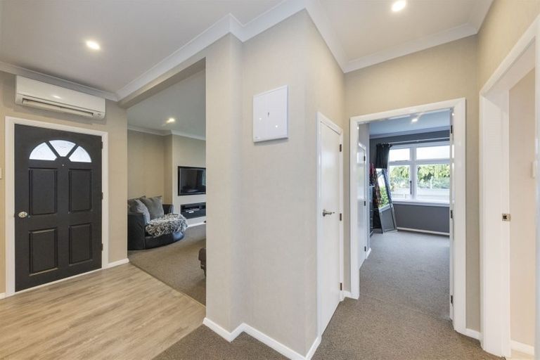 Photo of property in 5 Wood Street, Takaro, Palmerston North, 4410