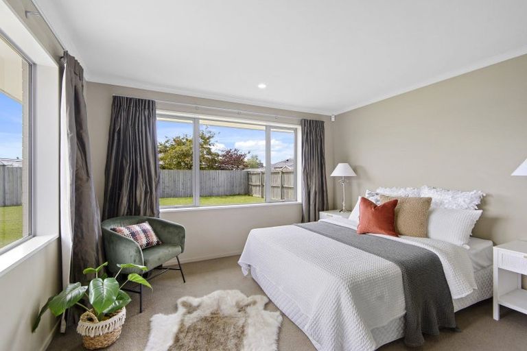 Photo of property in 70 Aidanfield Drive, Aidanfield, Christchurch, 8025