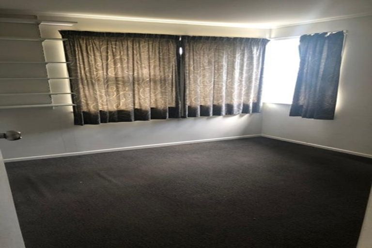 Photo of property in 75 Dominion Road, Papakura, 2110