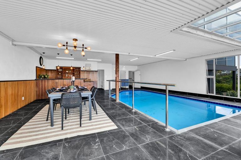 Photo of property in 14 Shearer Drive, Oakura, 4314