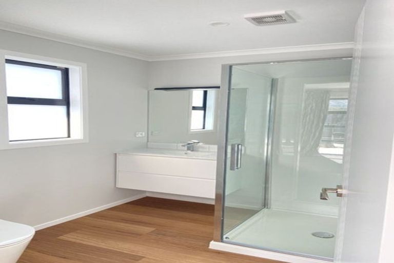 Photo of property in 26 Castletown Street, Wallaceville, Upper Hutt, 5018