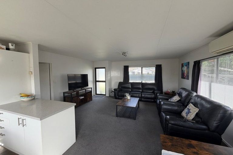 Photo of property in 1/205 Avondale Road, Greenmeadows, Napier, 4112