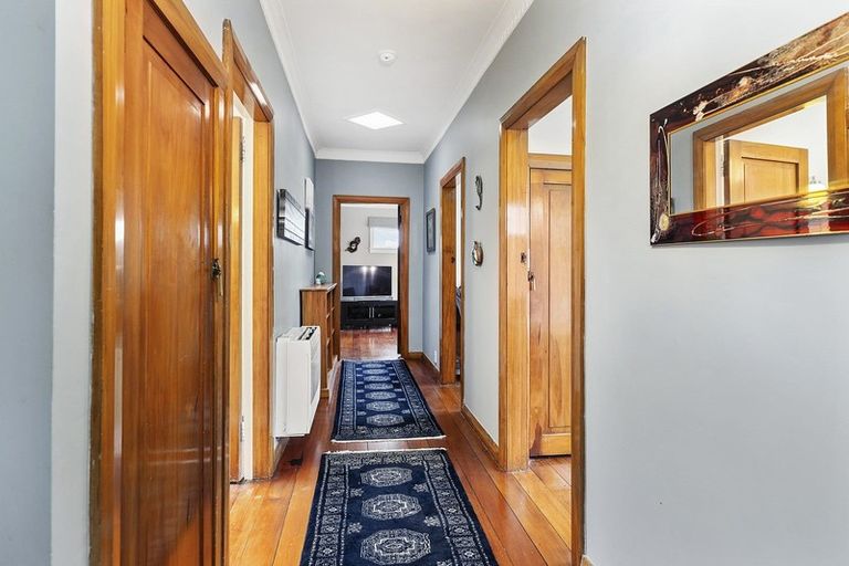 Photo of property in 12 Essex Street, Aro Valley, Wellington, 6021