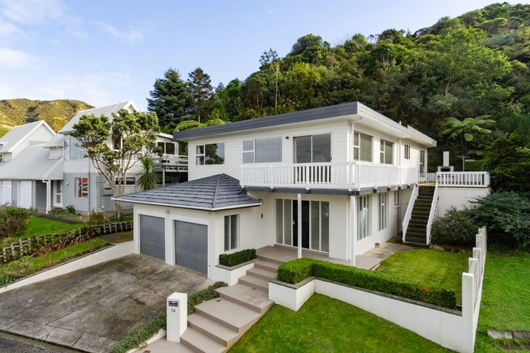 Photo of property in 14 Govind Grove, Ngaio, Wellington, 6035