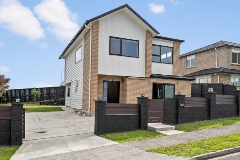 Photo of property in 137 Keri Vista Rise, Papakura, 2110