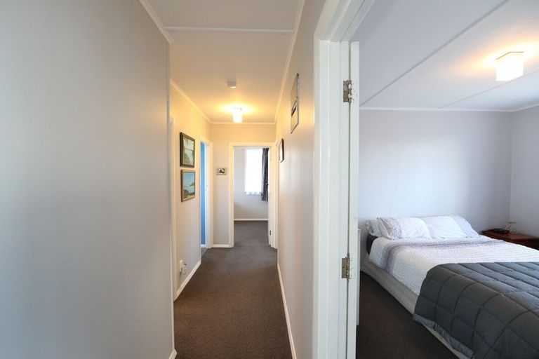 Photo of property in 913 Kiwi Street, Camberley, Hastings, 4120