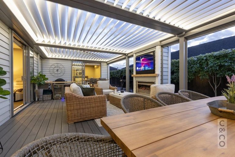 Photo of property in 11 Parlane Drive, Huapai, Kumeu, 0810