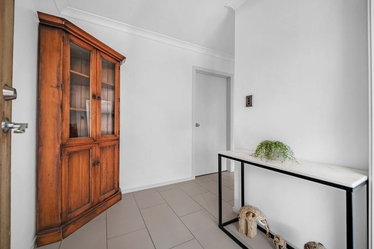 Photo of property in 26 George Crescent, Buckland, Pukekohe, 2677