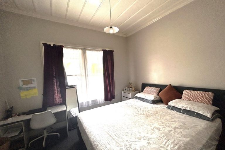 Photo of property in 24 Pascal Street, Palmerston North, 4410