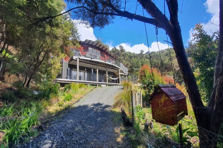 Photo of property in 8a Schoolhouse Bay Road, Kawau Island, 0920
