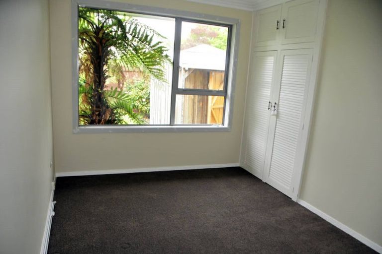 Photo of property in 6a Deepdale Street, Burnside, Christchurch, 8053